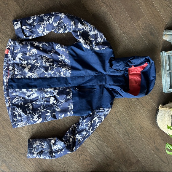 Floral Blue Hooded Jacket - Picture 2 of 3